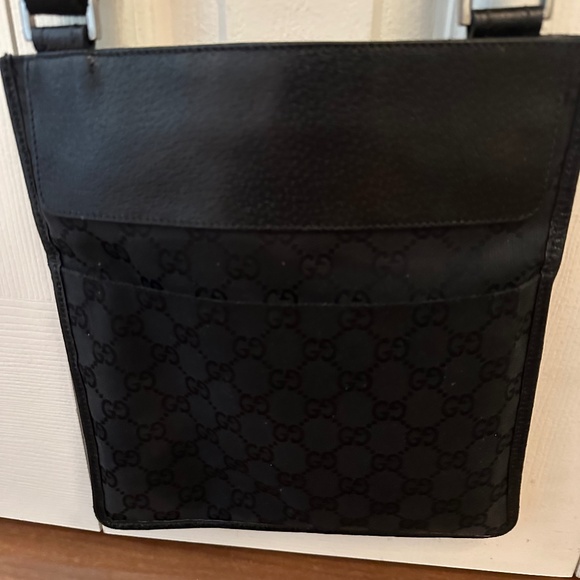 Gucci Black Crossbody bag - Picture 4 of 11